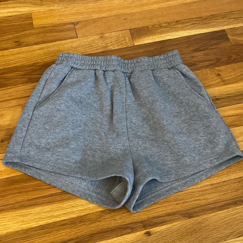 SHEIN Womenβs Gray Sweat Shorts Size M